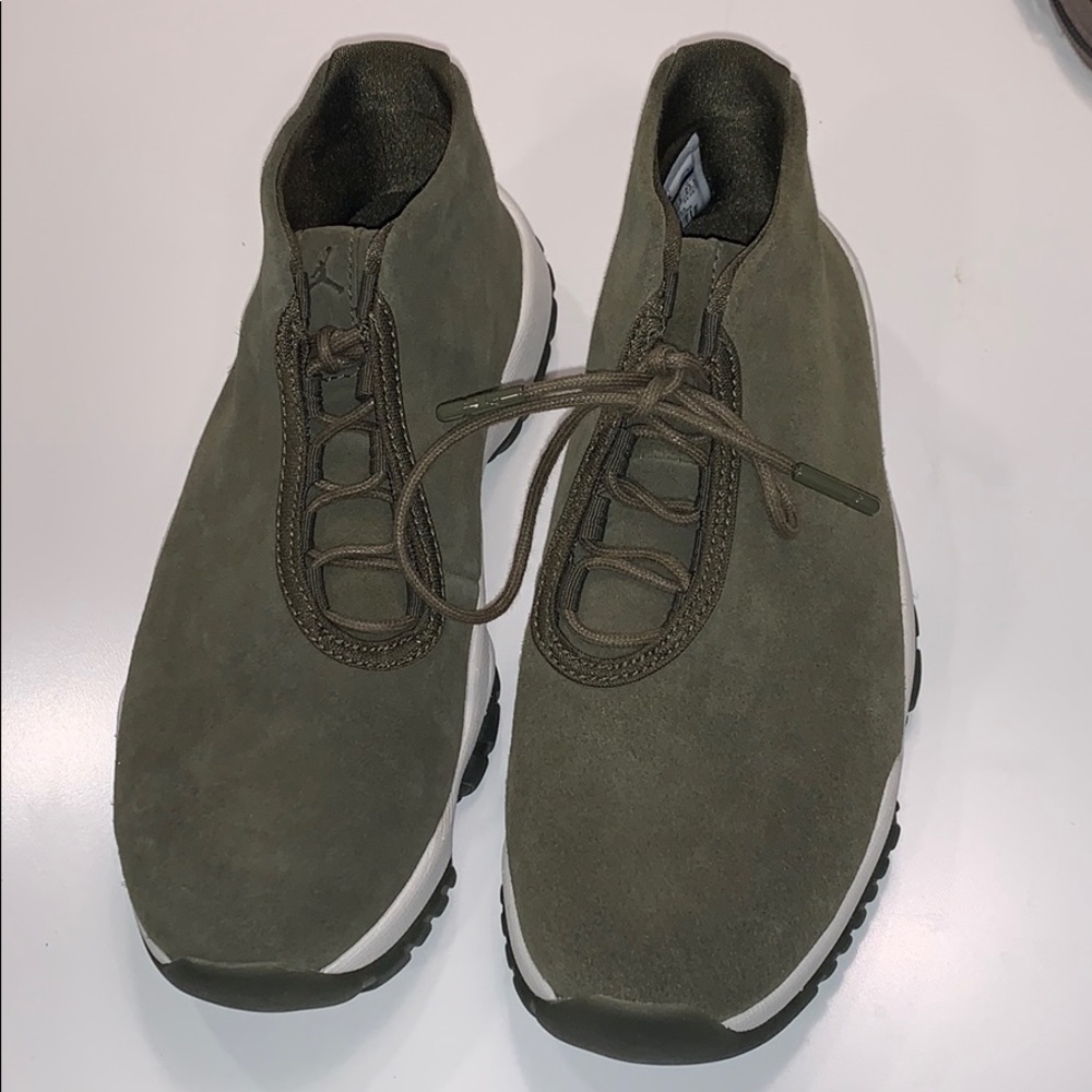 *MAKE AN OFFER* Air Jordan Future